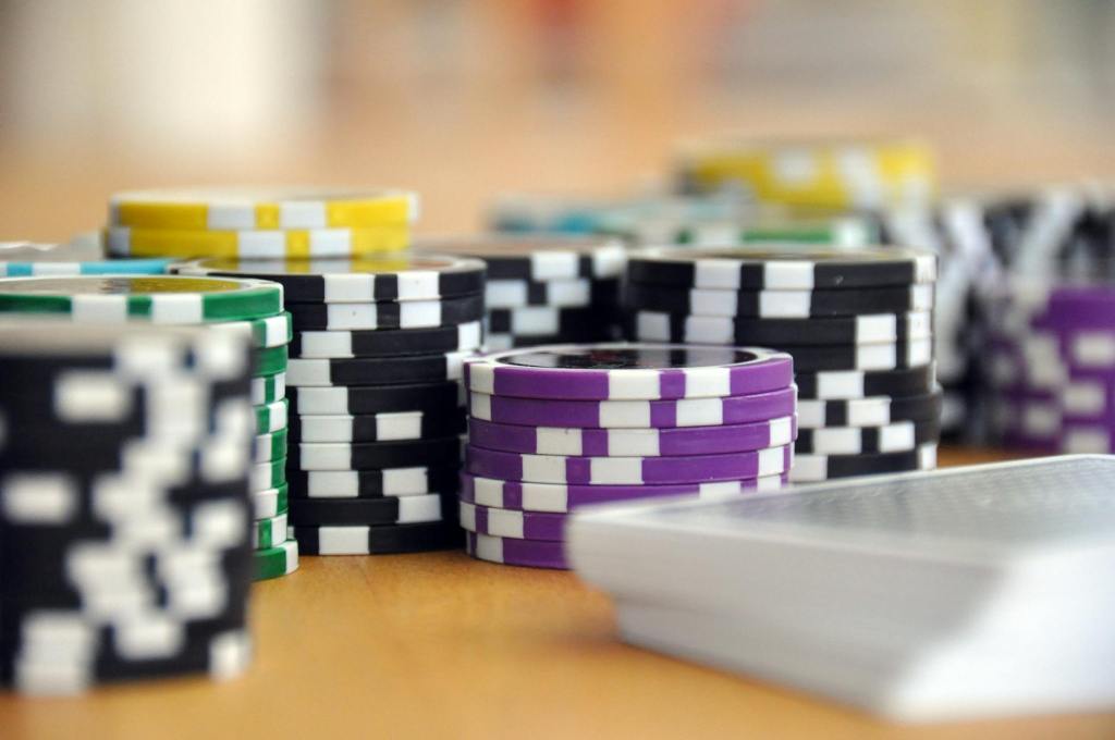 Poker Theory in&nbsp;Trading